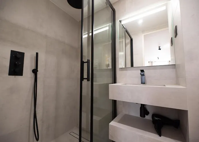 Cia - On Grands Boulevards Apartment *
